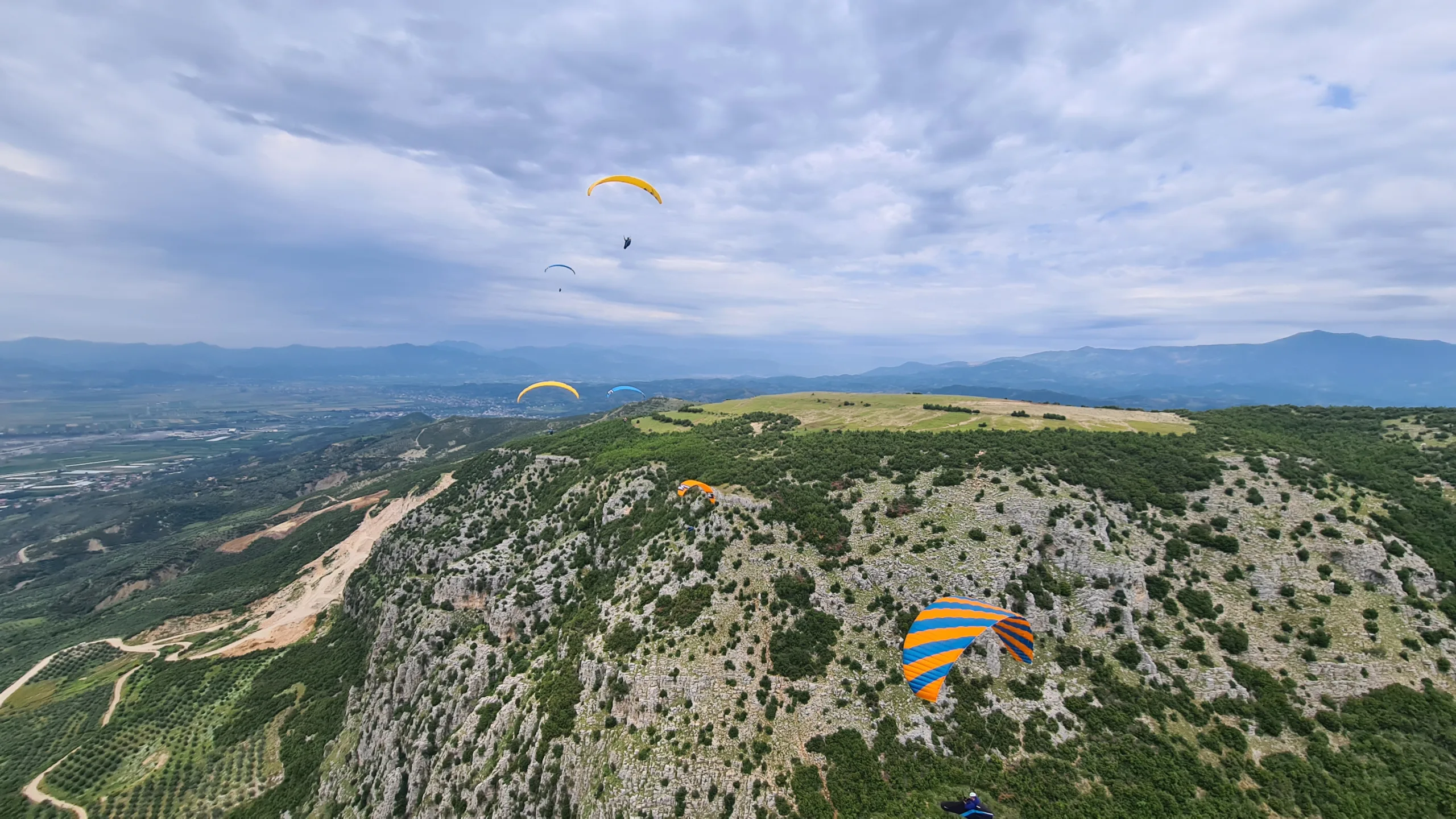 Flugreise Air Base Flyers - Gleitschirm Club Berner Oberland - Spiez