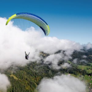 Advance ALPHA DLS Gleitschirm im Flug